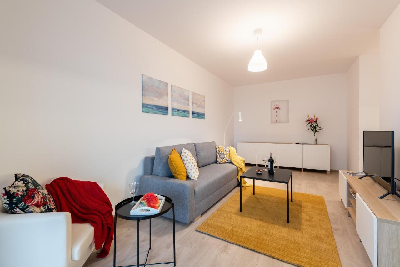 P&O Corporate Serviced Apartments Cybernetyki Варшава Экстерьер фото